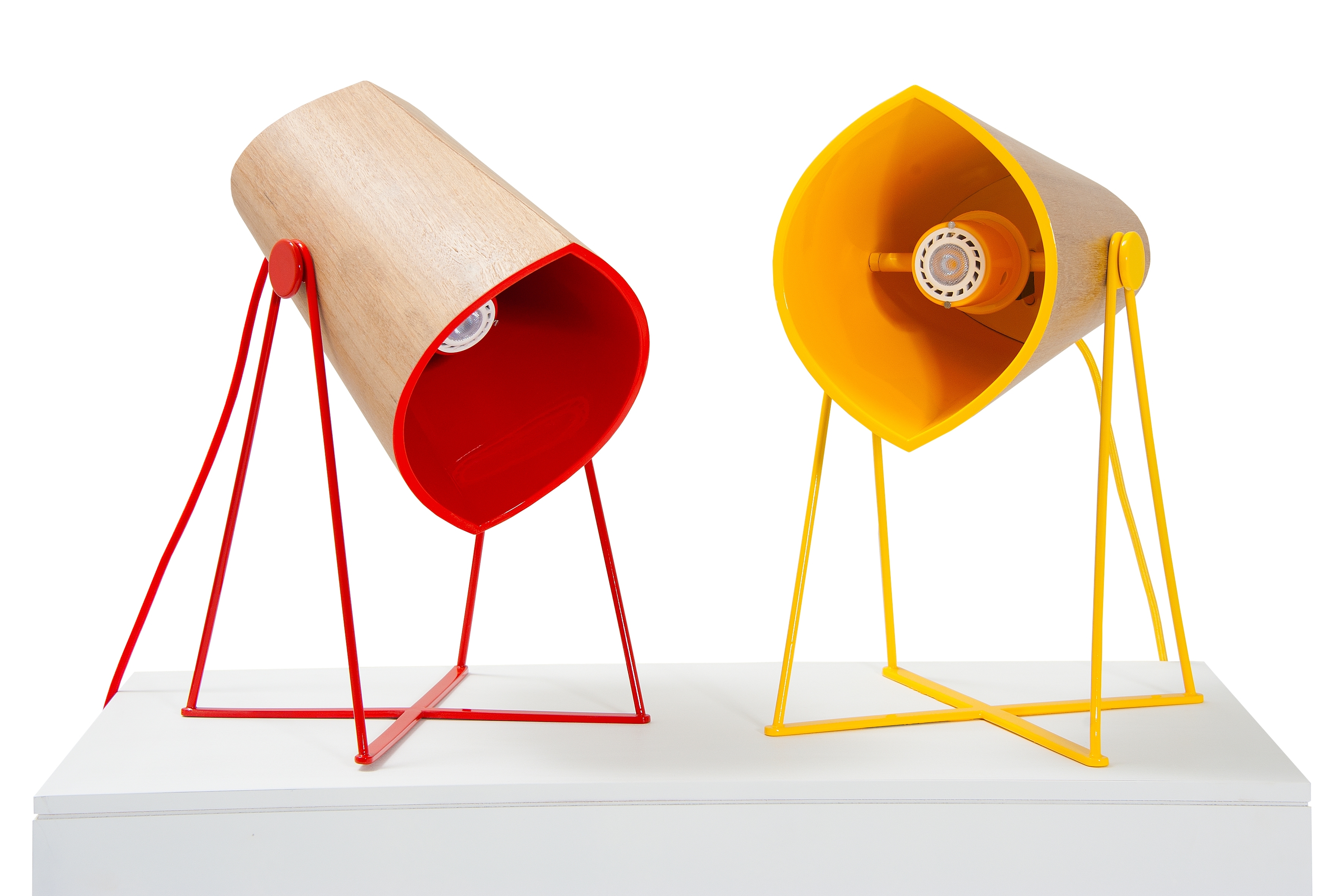 Luminária de Mesa Cono