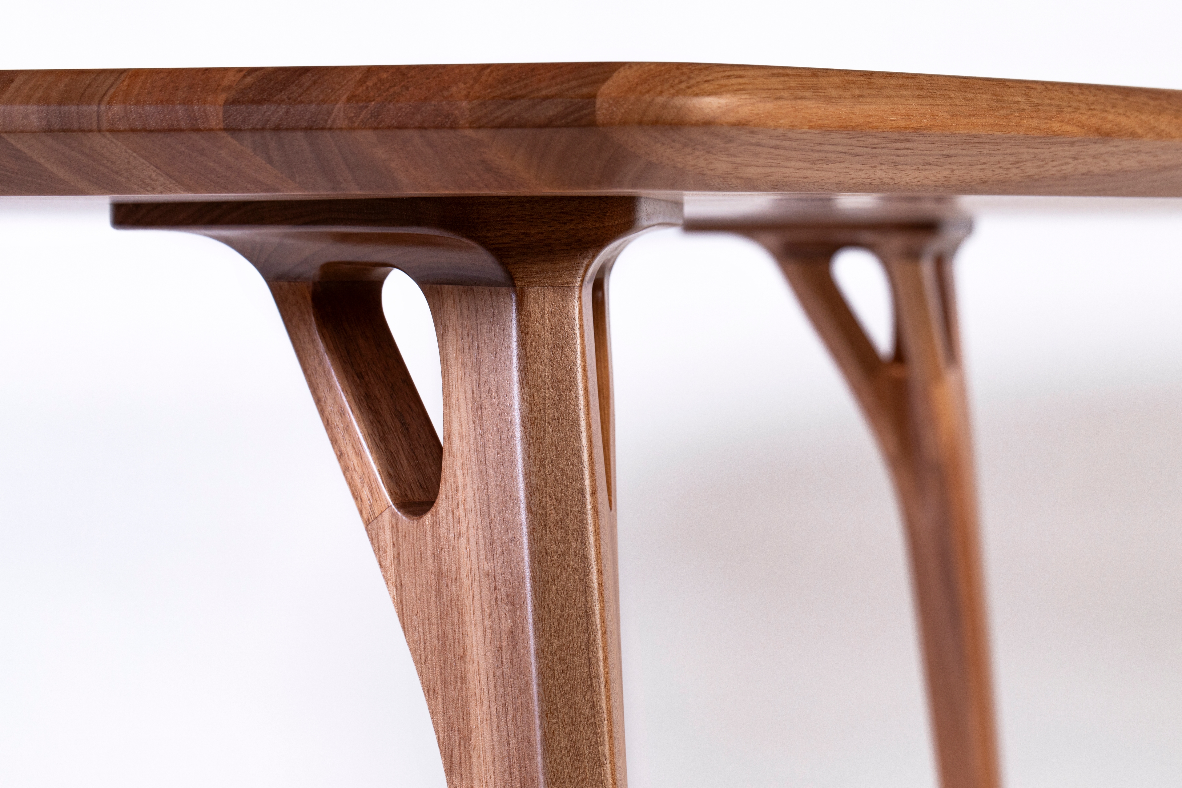 Mesa Jantar Zaha