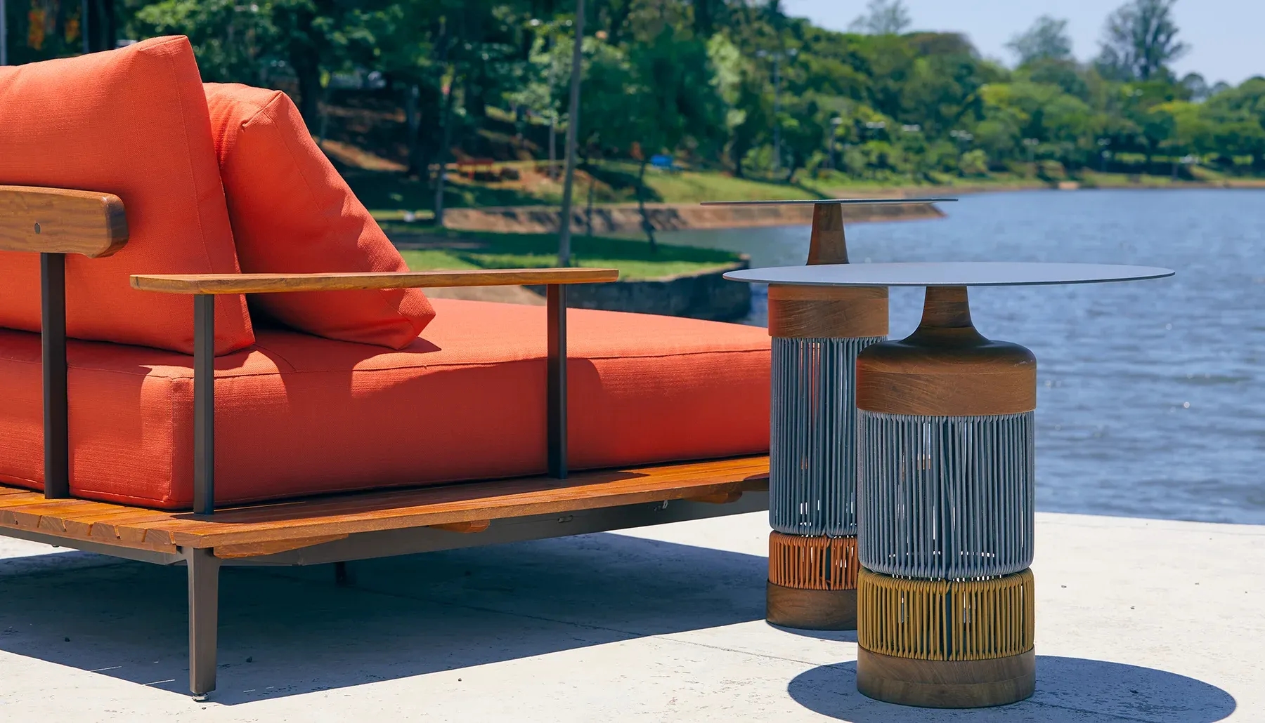 Mesa Lateral Bottle