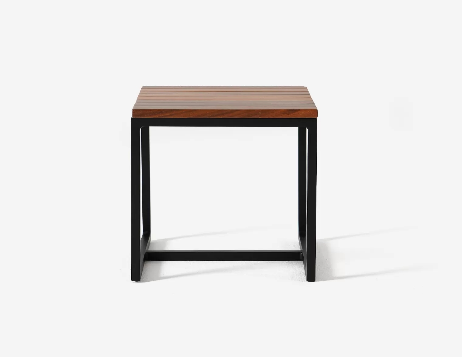 Mesa Lateral Tampo em Madeira Solar